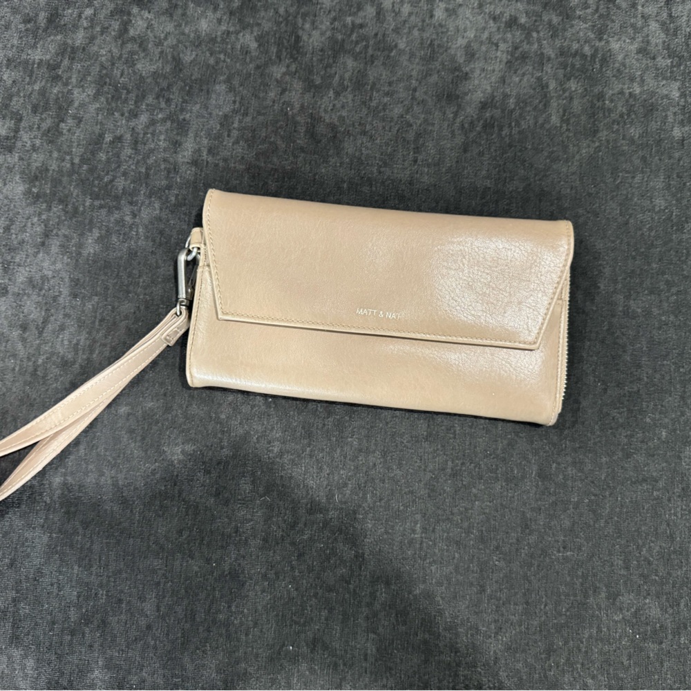 Matt & Nat Tan Clutch Wristlet